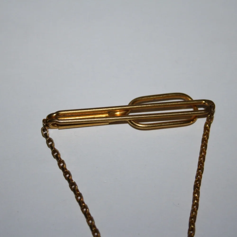 💛🔠 Vintage Gold “WM” Tie Clip by Swank (2